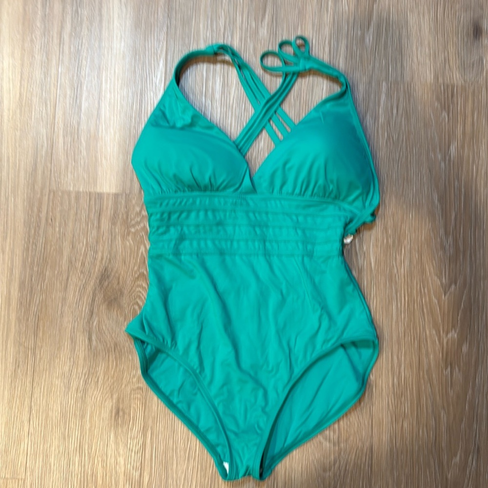 La Blanca Island Goddess One-Piece Swimsuit Size 16